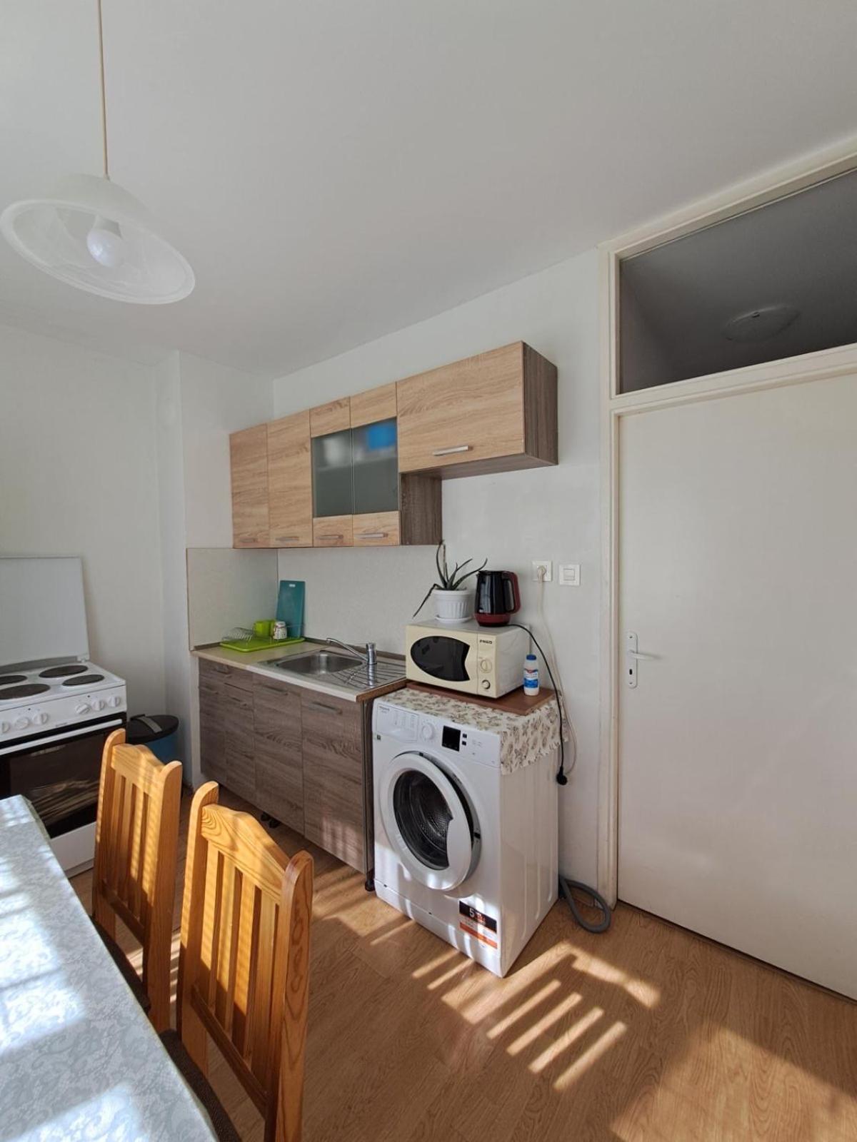 Levskig Studio 10 Min From Sofia Airport And City Centre Екстериор снимка
